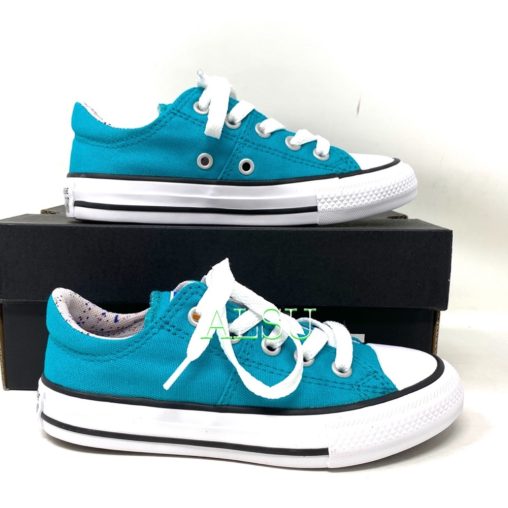 Converse 🔥SALE!🔥 Ctas Madison Low Canvas Turbo Green Shoes Kid’s Size 666374F - Picture 2 of 9